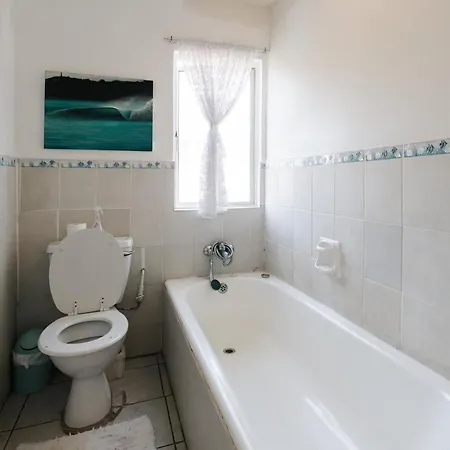 Umzumbe Surf House Villa Exterior photo