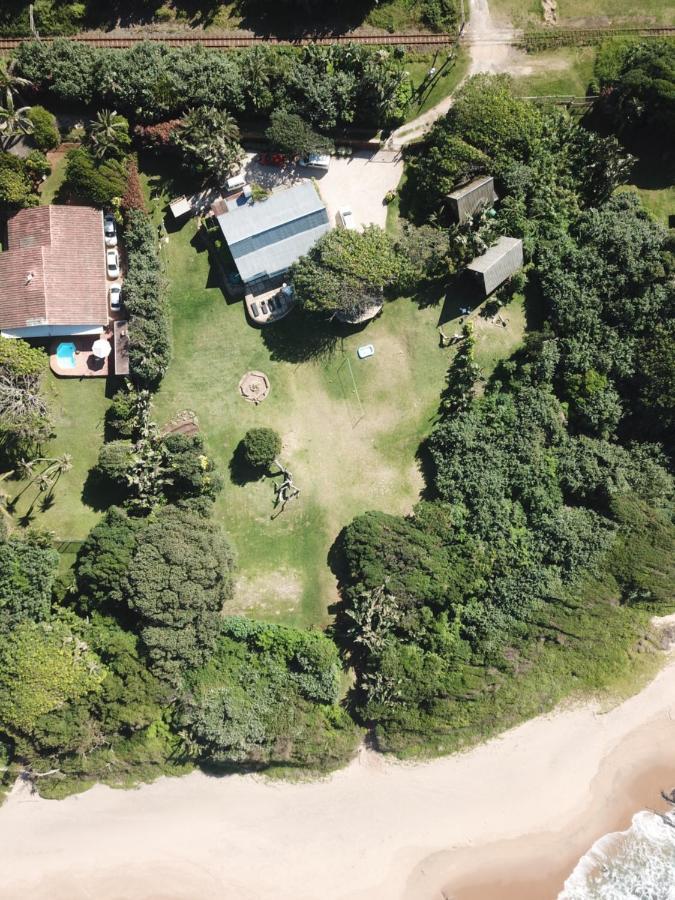 Umzumbe Surf House Lodge *