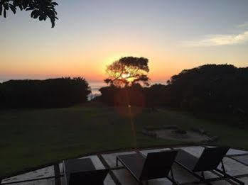 Umzumbe Surf House * Umzumbe