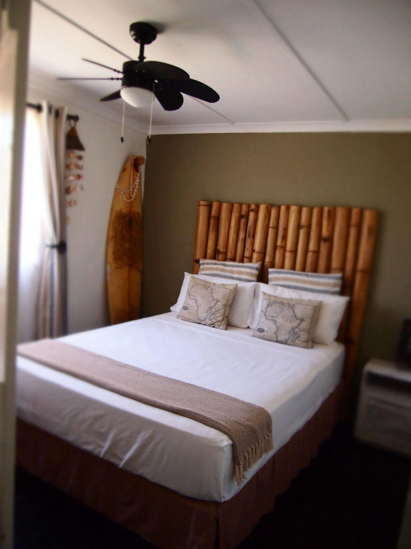 Lodge Umzumbe Surf House